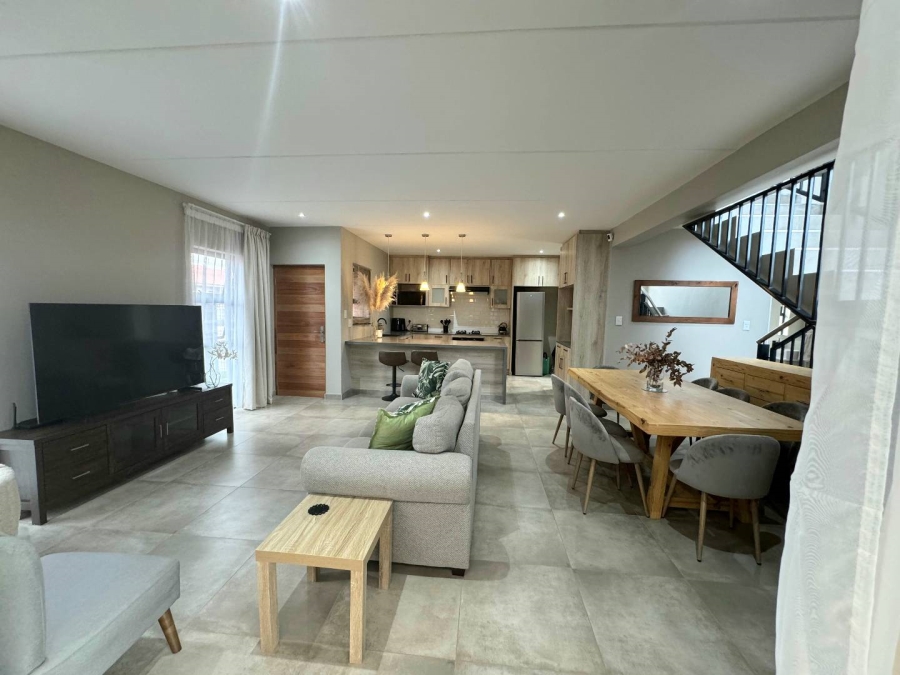 3 Bedroom Property for Sale in Langenhovenpark Free State